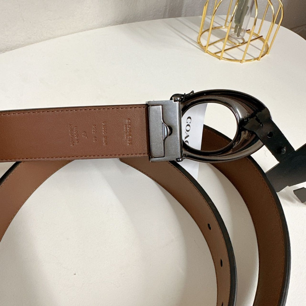 Coach 91305 Signature Buckle Cut To Size Reversible Belt, 38 Mm IN Dark brown iron ash head