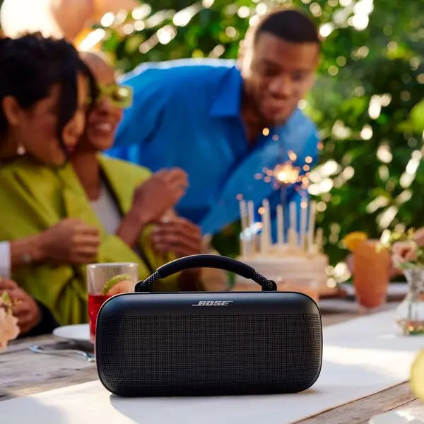 Refurbished Bose Soundlink Max Portable Speaker, Deep Bass, Up to 20 Hours, App Control, Black