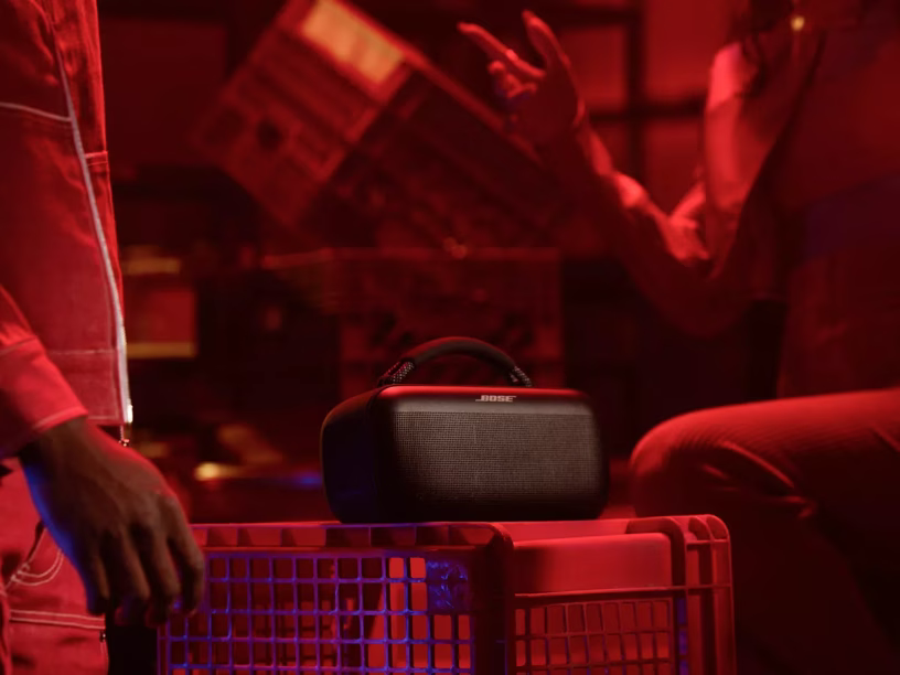 Refurbished Bose Soundlink Max Portable Speaker, Deep Bass, Up to 20 Hours, App Control, Black