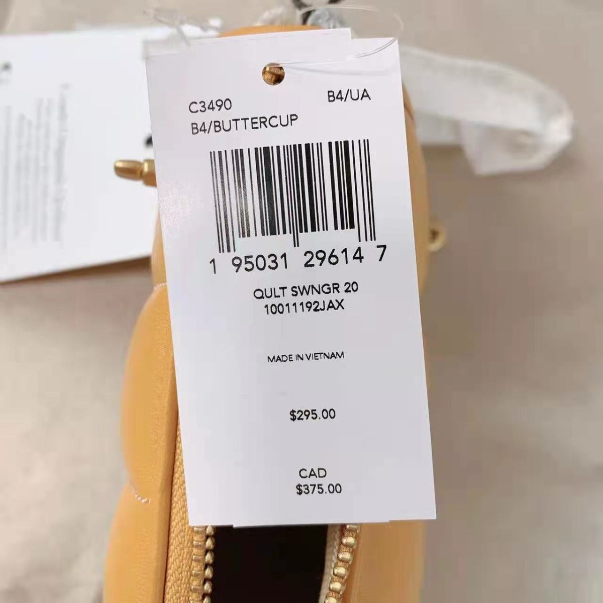 Coach C3490 Swinger 20 With Quilting In Brass/Buttercup