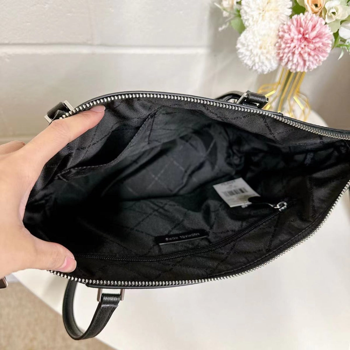 Michael Kors 35TOSCFT3B Charlotte Top Zip Tote MK Signature Shoulder Bag IN Black