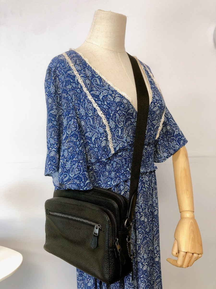 Coach 91484  West Camera Bag In Signature Canvas Leather
